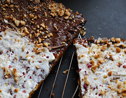 matzoh-crack-sheets matzoh-crack-sheets