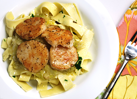 scallops-melted-leeks-pasta