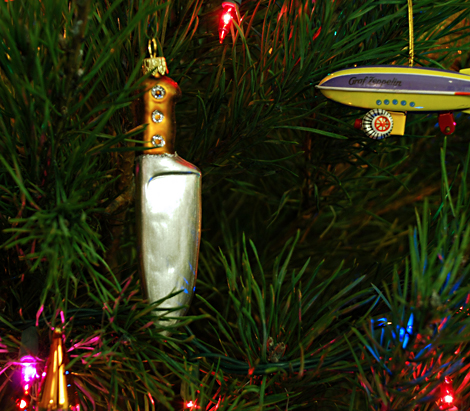 knife-ornament